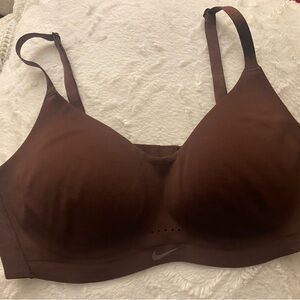 Nike Alate Minimalist Women's Light-Support Sports Bra